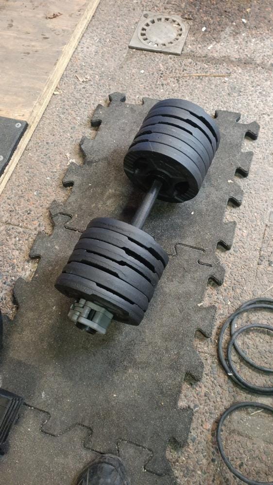 Customer photo review of Riot Heavy Duty Loadable Dumbbell Handle - Rated to 200KG