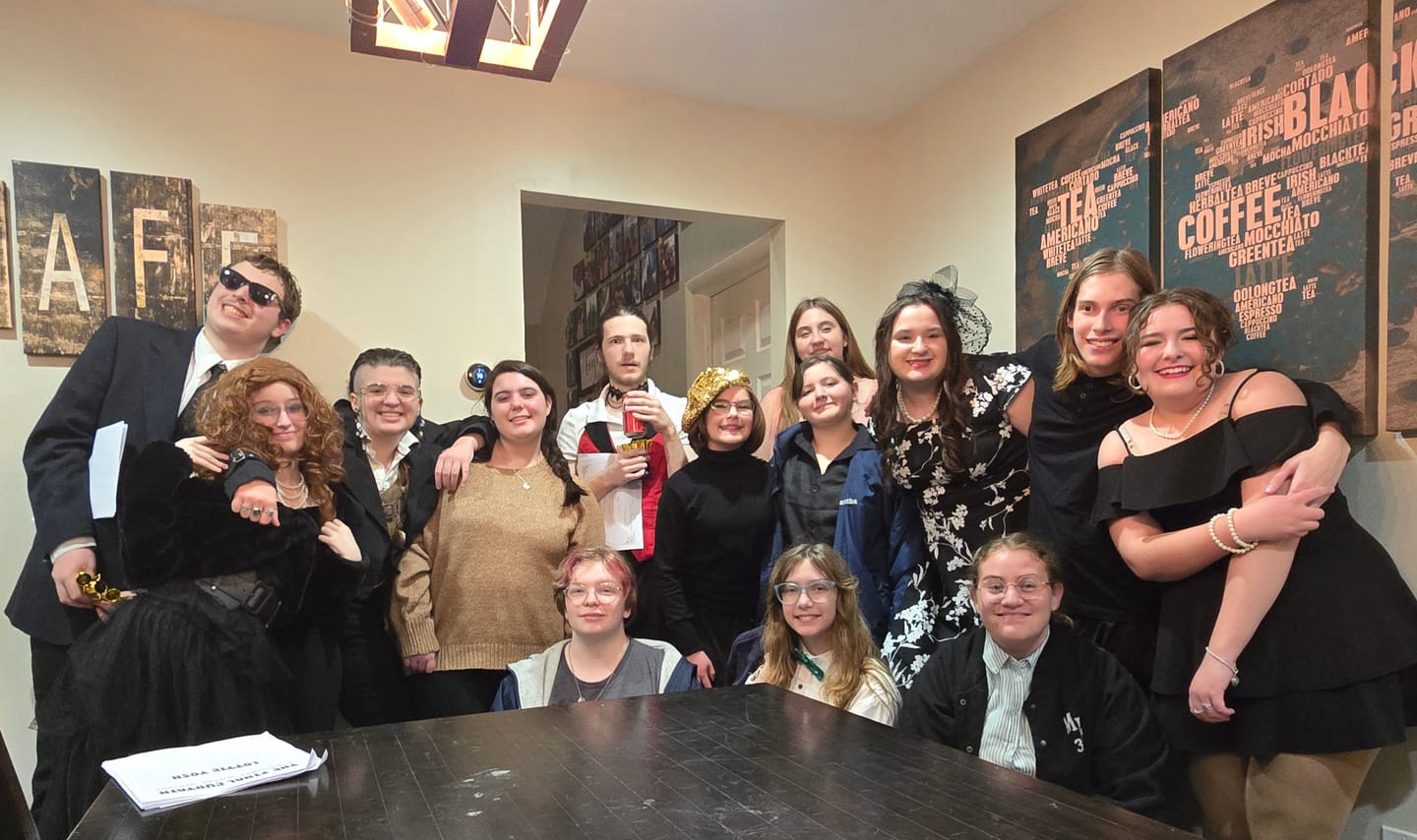 Customer photo review of Broadway Murder Mystery Game Kit
