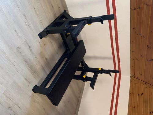 Customer photo review of Deluxe Competition Style Bench