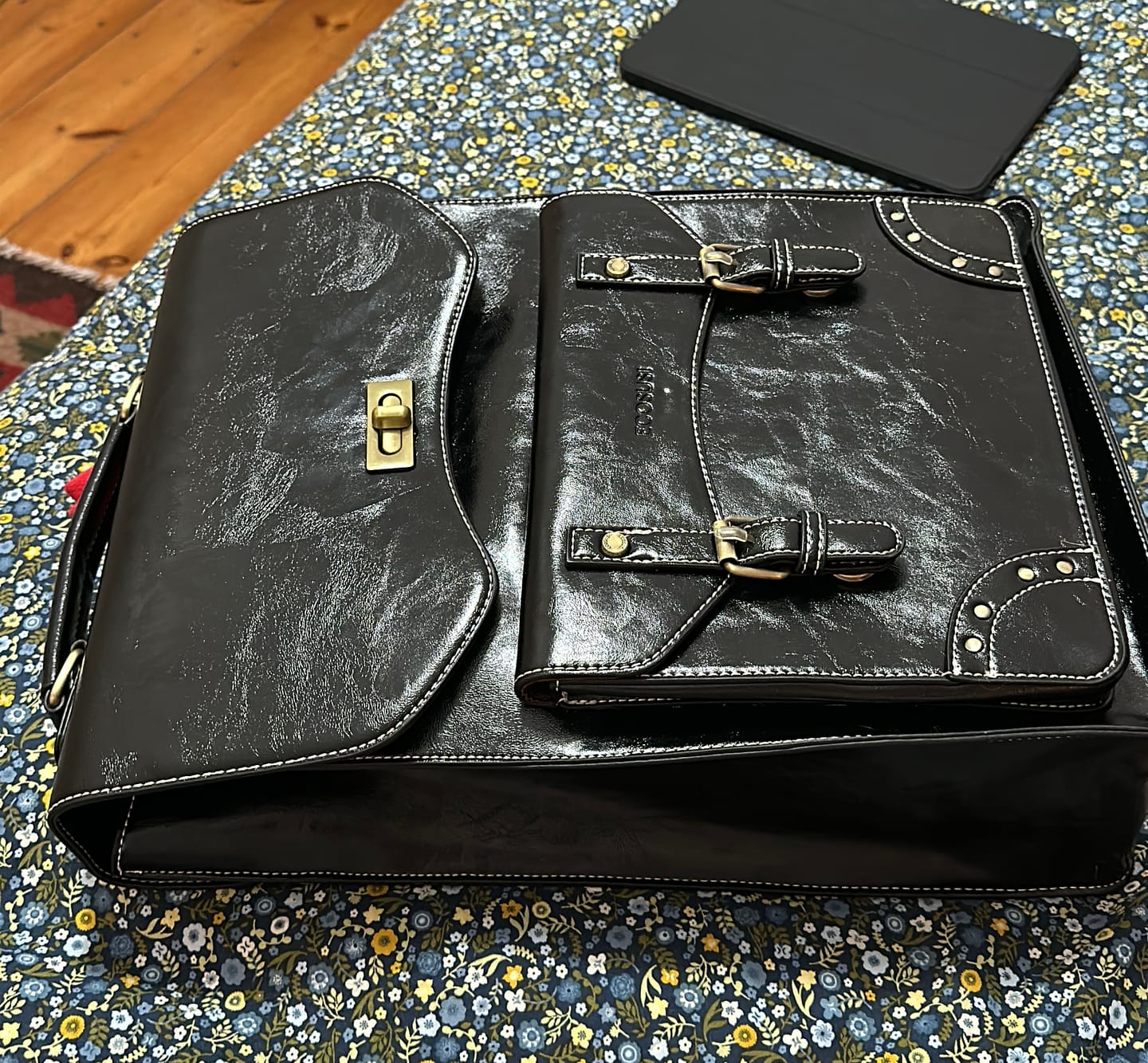 Customer photo review of Wilder Vintage Leather 15.6-inch Laptop Backpack