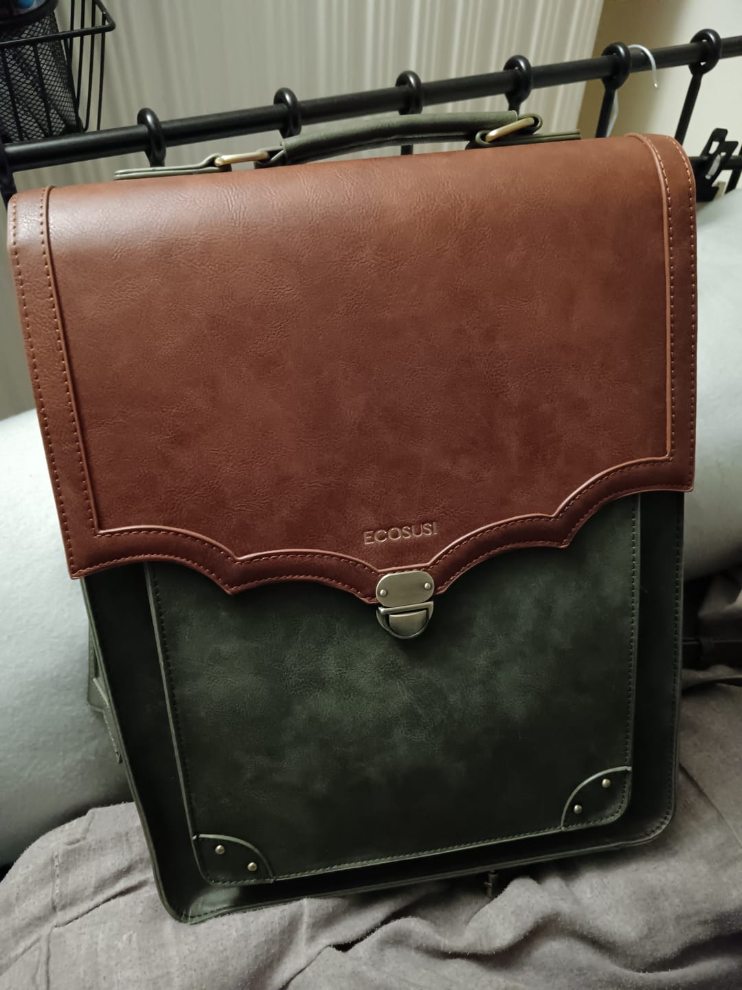 Customer photo review of Aria Vintage Backpack for 15.6 Inches