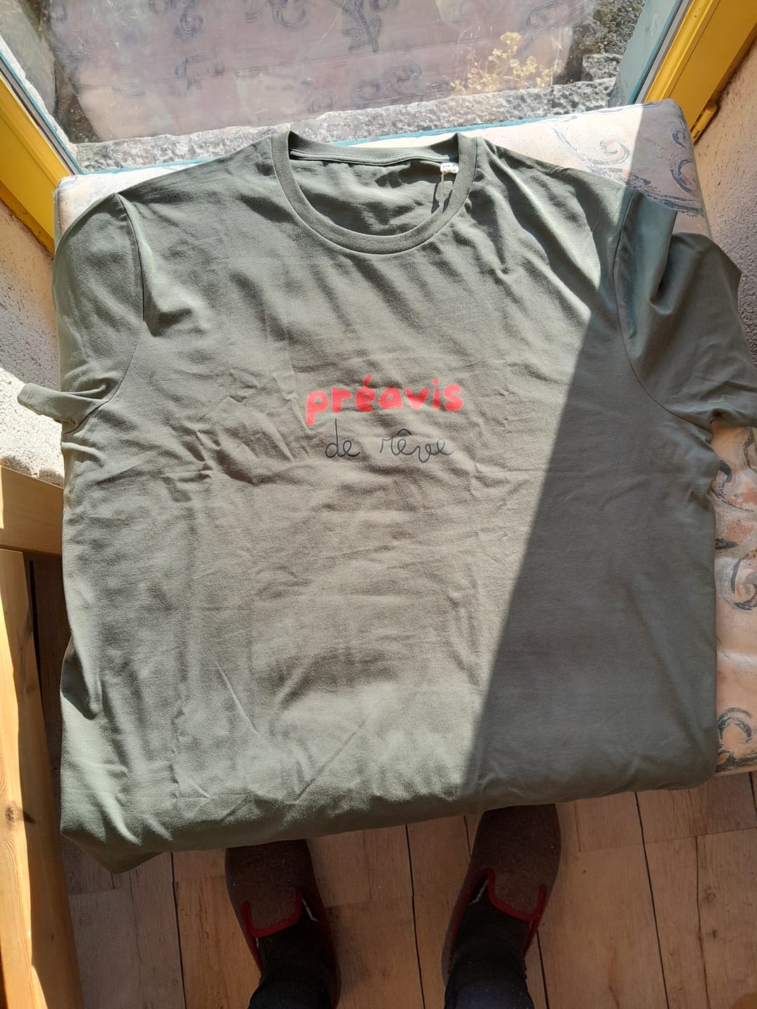Customer photo review of T-shirt Unisexe 100% Coton Bio Préavis de rêve