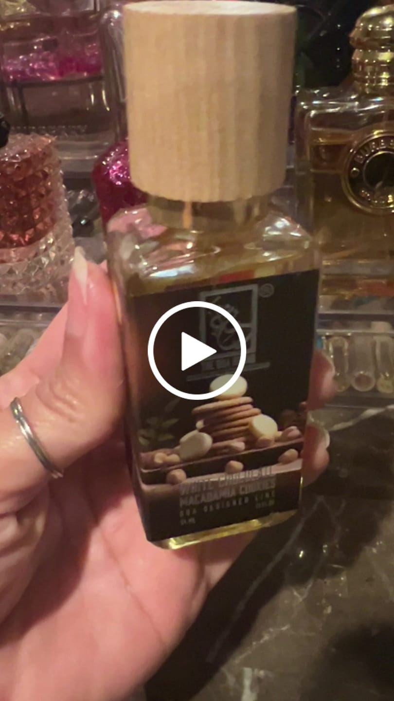 Customer video review of White Chocolate Macadamia Cookies