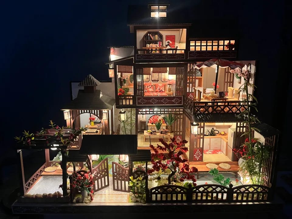 Customer photo review of Spring Courtyard DIY Miniature Dollhouse Kit