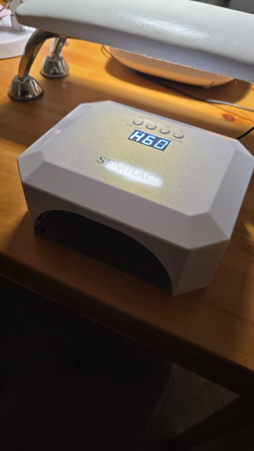 Customer photo review of Semilac UV LED Lamp 48/24W Diamond Collection