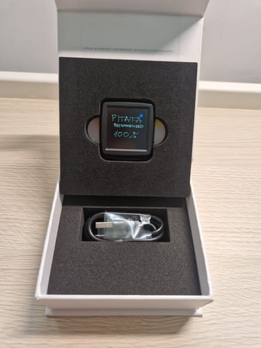Customer photo review of PITATA Palm Peeker