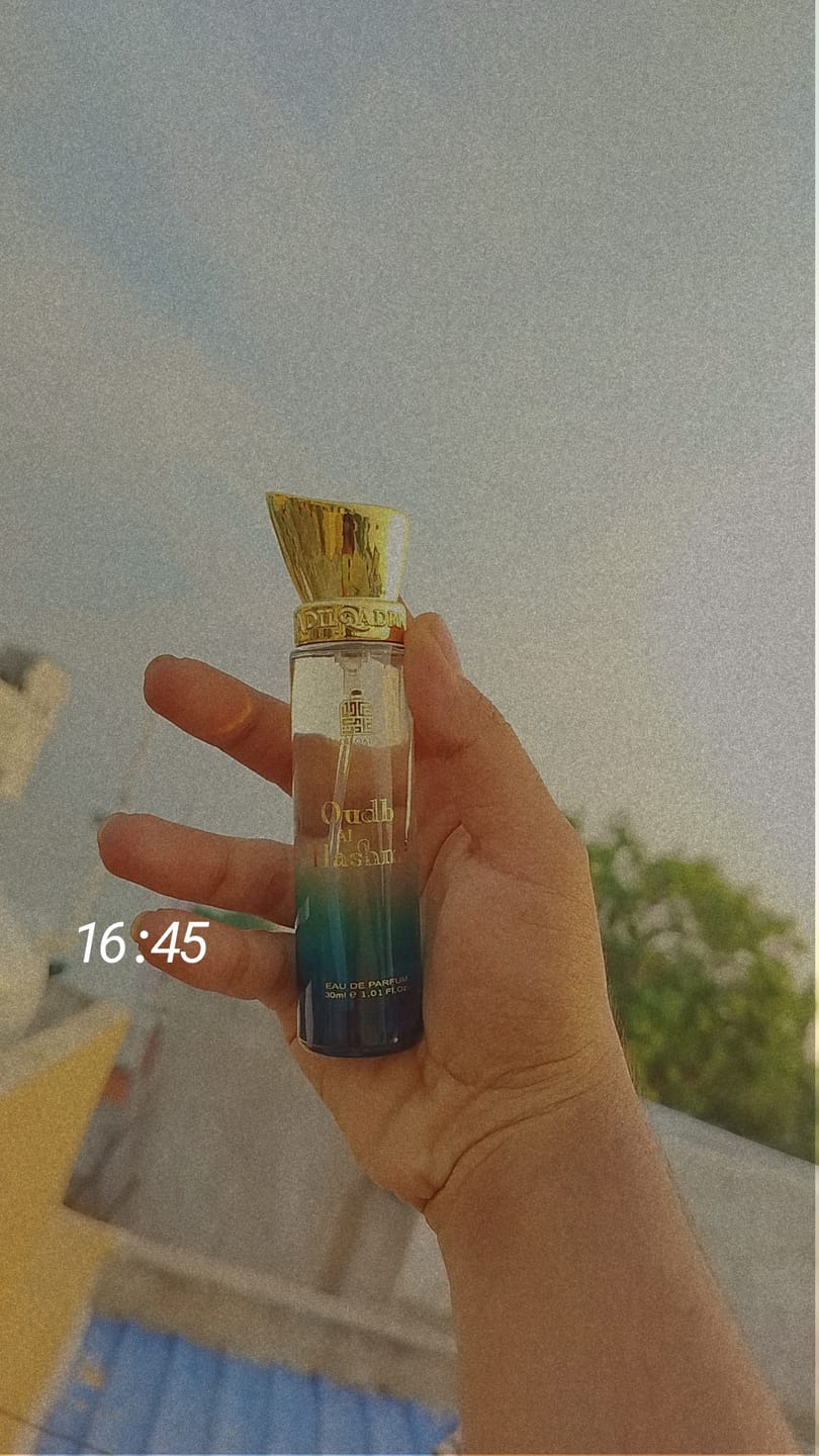 Customer photo review of Oudh Al Hashmi Perfume Spray