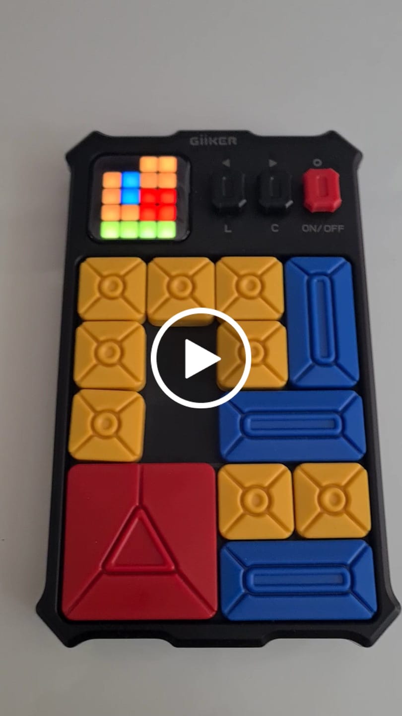 Customer video review of GiiKER Super Slide Puzzle Games