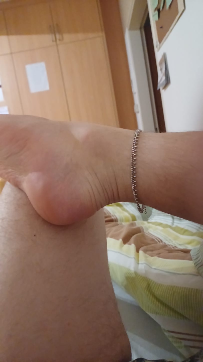 Customer photo review of Dots Fußkette | 18K vergoldet