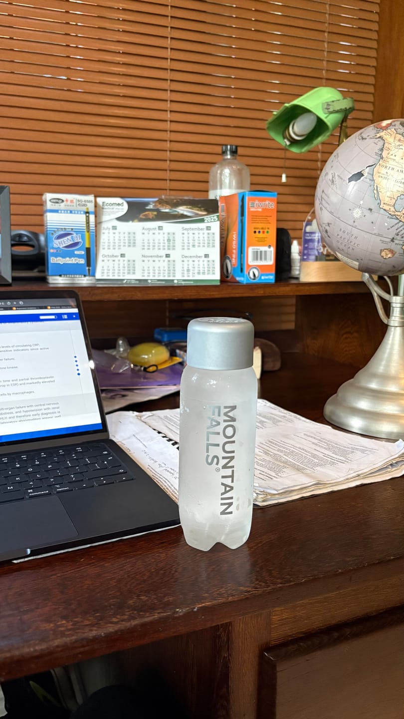 Customer photo review of 330ml Sparkling Mineral Water- Pack of 24