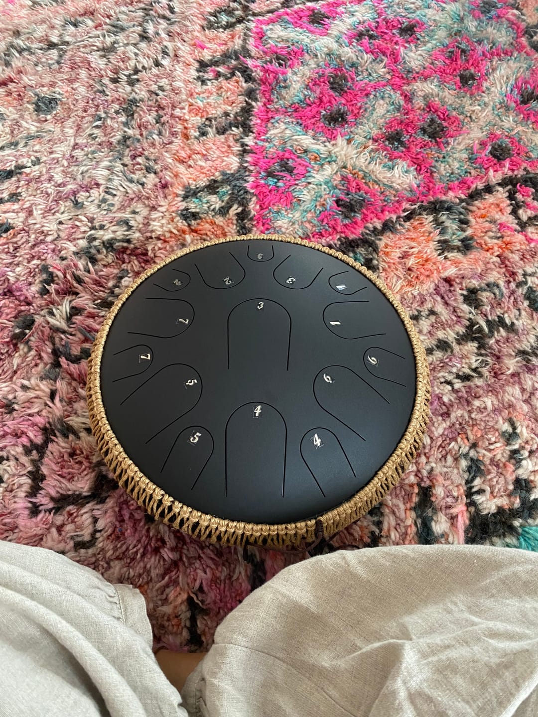 Customer photo review of Hluru Steel Tongue Drum 14" 15-Note D Major