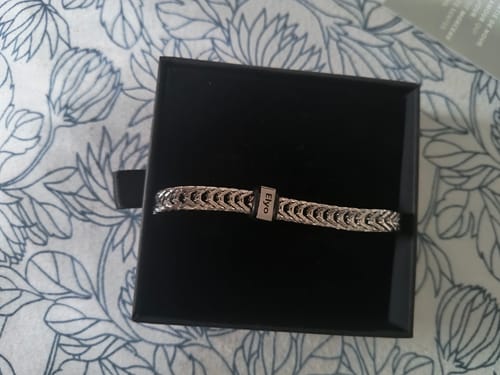Customer photo review of Bracelet Cubain avec prénoms gravés - Au meilleur des Papas, on t'aime.