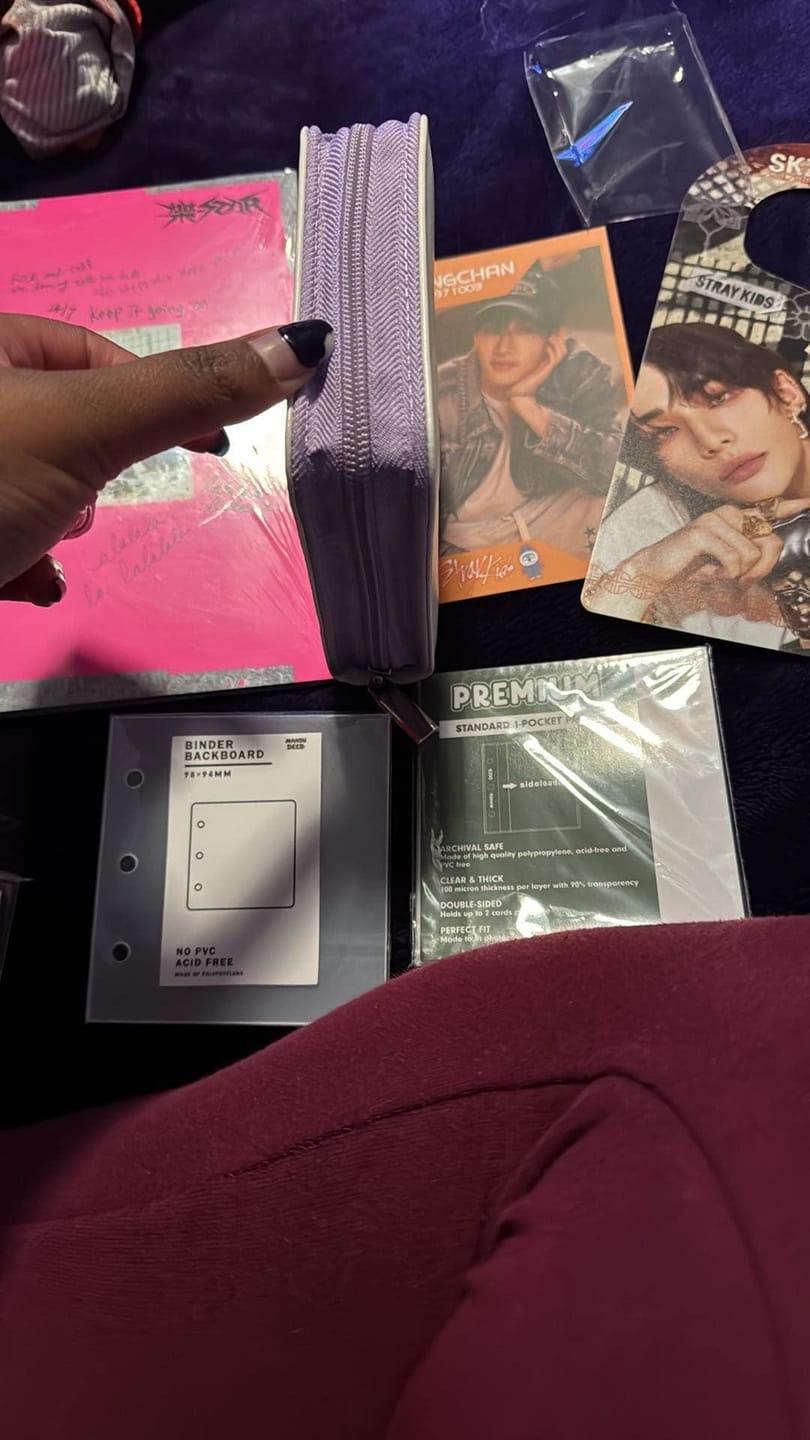 Customer photo review of MINI ZIPPERED COLLECT BOOK