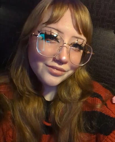 Customer photo review of Melly Eyeglasses