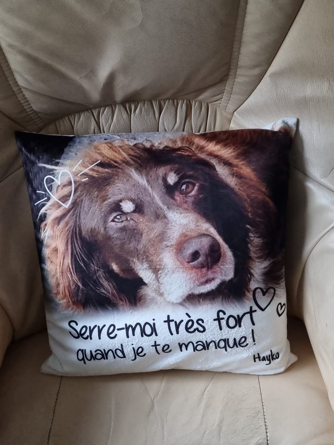 Customer photo review of Serre-moi très fort quand je te manque - Coussin personnalisé