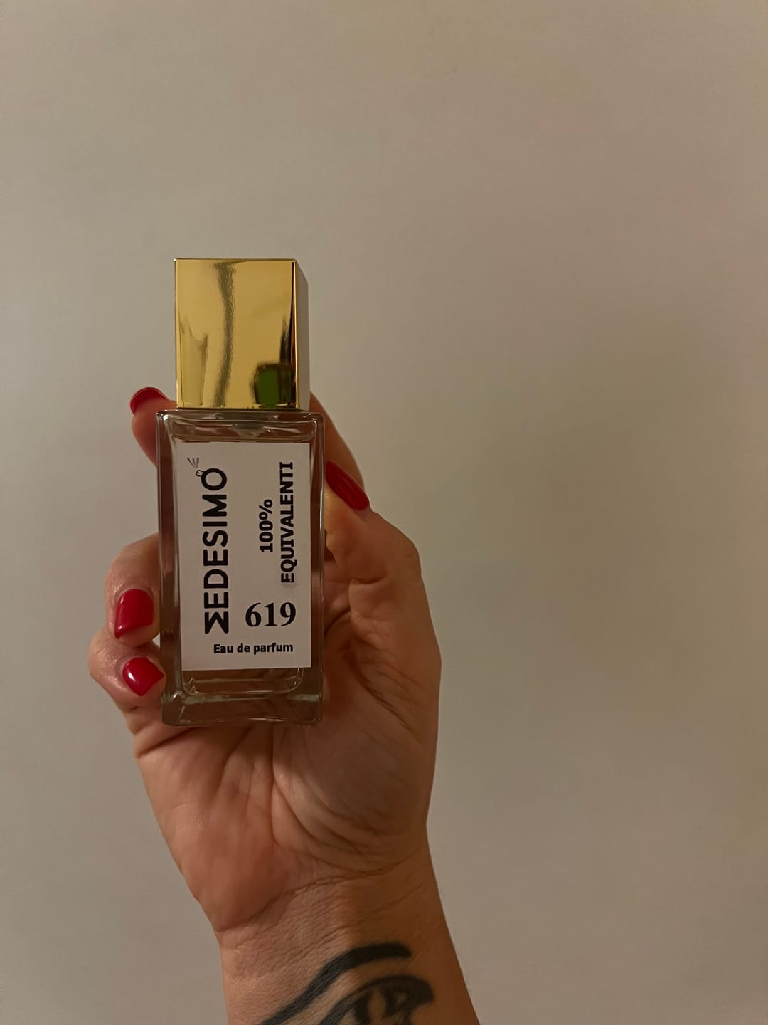Customer photo review of MEDESIMO 619 Ricorda Love Declaration di Cave - Unisex