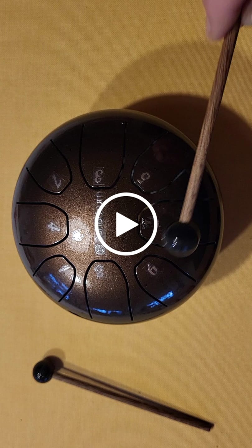 Customer video review of Sonodrum Zungentrommel - "Standard" - Handgefertigt - (14cm / 20cm) - 8 Zungen - C-Dur