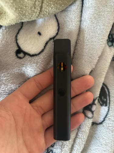 Customer photo review of Disposable Vape Delta 9 Strawberry Cough Sativa