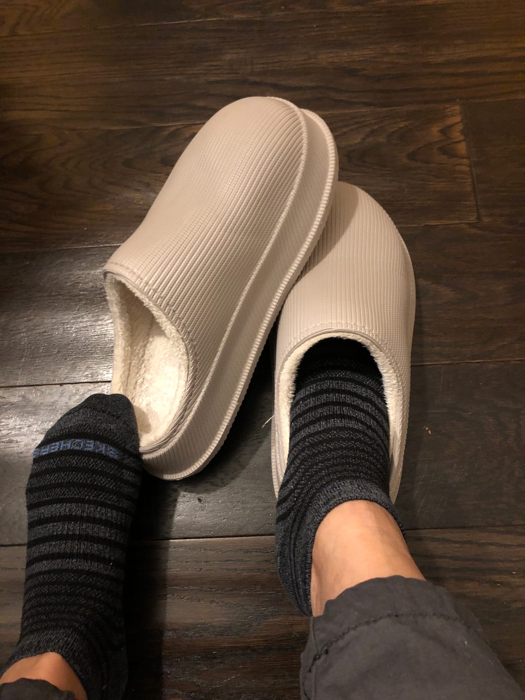 Customer photo review of Cushion Slides with Fur - Cloud Slides