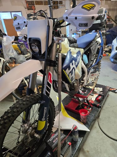 Customer photo review of Antigravity ATZ-7 Lithium Battery with ReStart Tech - 150 Cranking Amps