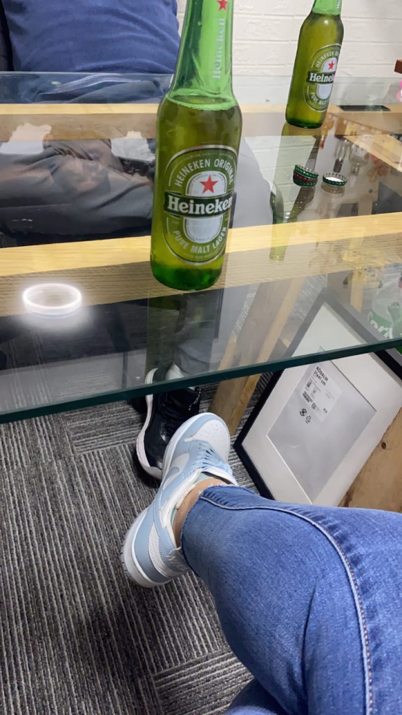 Customer photo review of Tenis Dunk Niebla Blanco Niebla