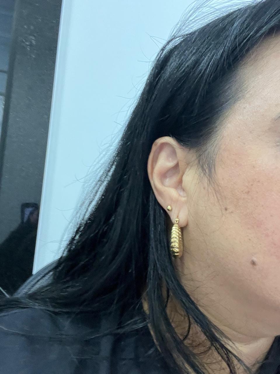 Customer photo review of Anel Trinity Zircônia Banhado em Ouro 18K
