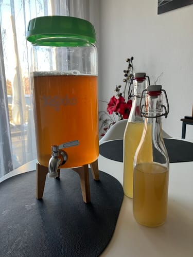 Customer photo review of KEFIRKO DIY Kombucha Fermenter-Set 4L / 4 Farben