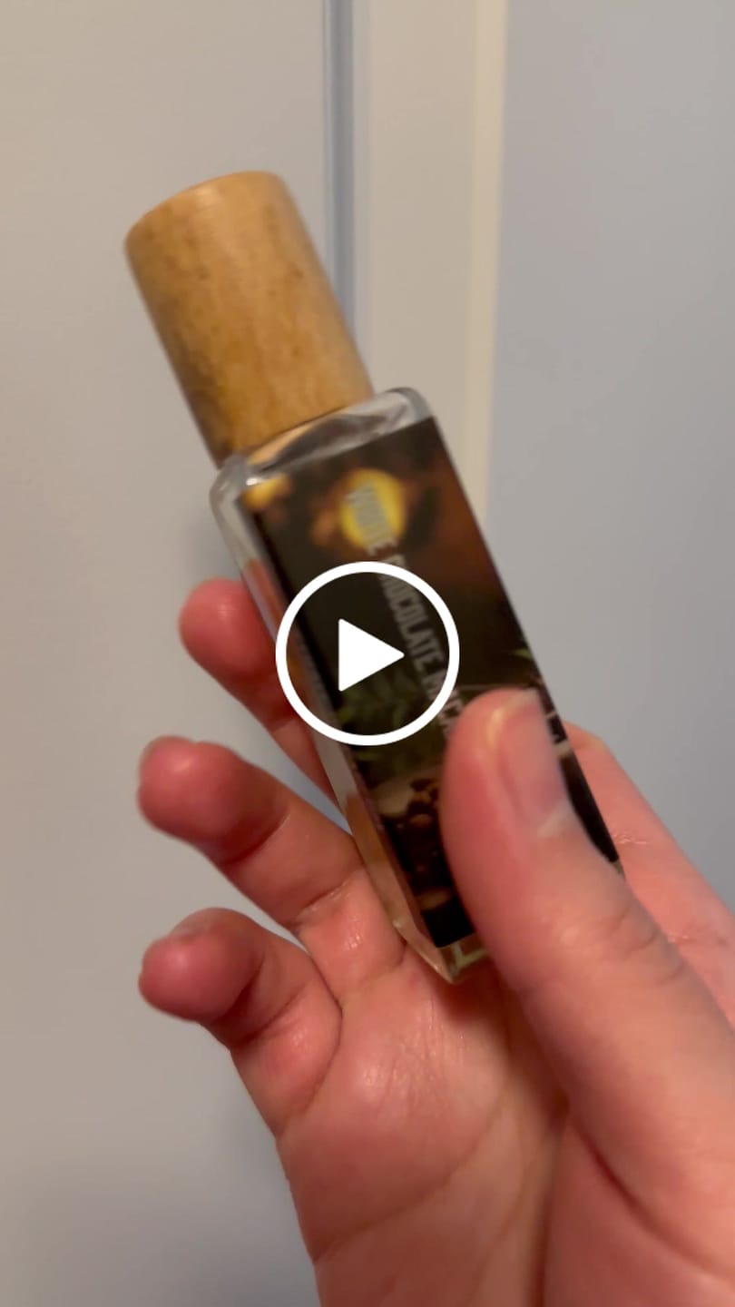 Customer video review of White Chocolate Macadamia Cookies