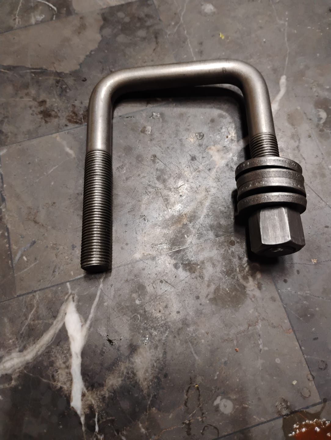 Customer photo review of 1/2 Inch Diameter U-Bolts - Square