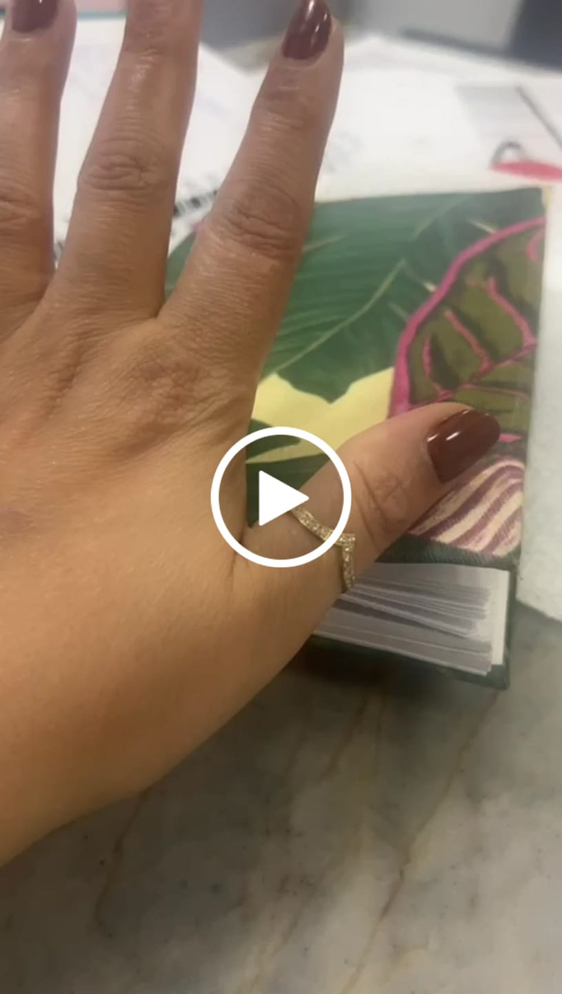 Customer video review of Anel Trinity Zircônia Banhado em Ouro 18K