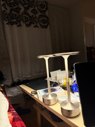 Customer photo review of Bordslampa Iron - Portabel - Batteridriven 4000 mAH