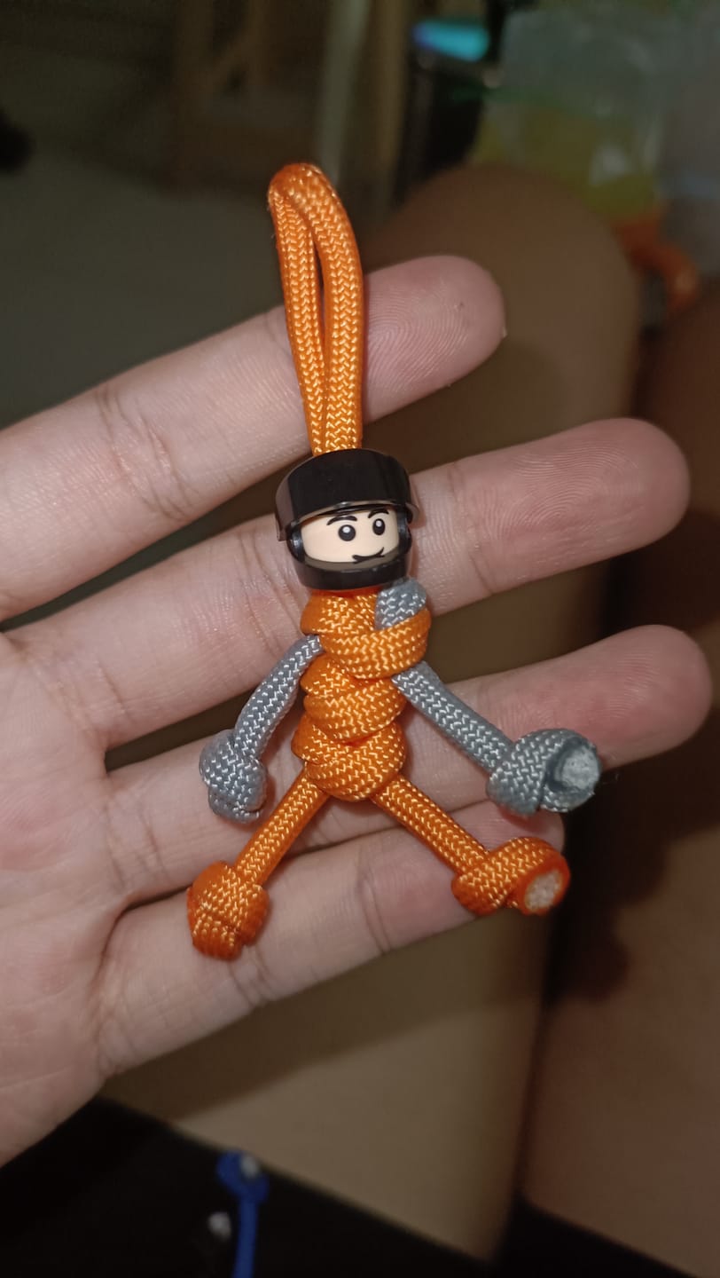 Customer photo review of MCL Team F1 Motorsport Paracord Buddy Keychain