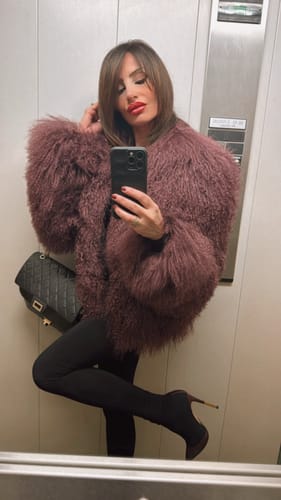 Customer photo review of Cappotto Loyenne Borgogna in Pelliccia di Agnello