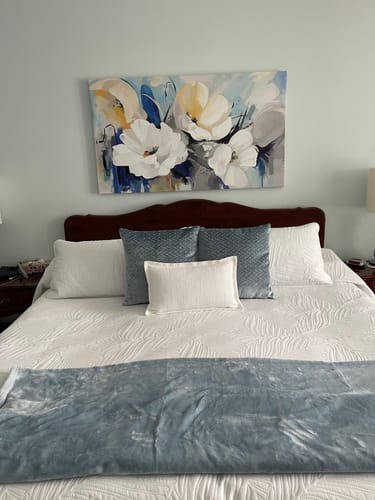 Customer photo review of 'Abstract Flower' Framed Canvas