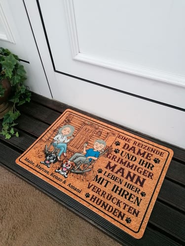 Customer photo review of Personalisierte Fußmatte – 60x40cm - für Paare und Hunde