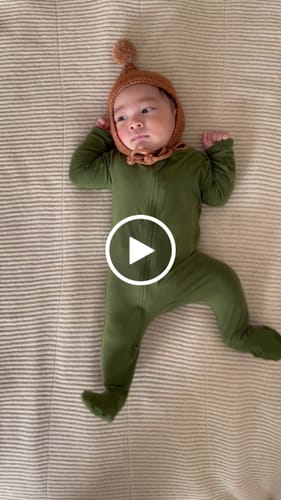 Customer video review of Kea - CloudBlend™ Footed Pajamas