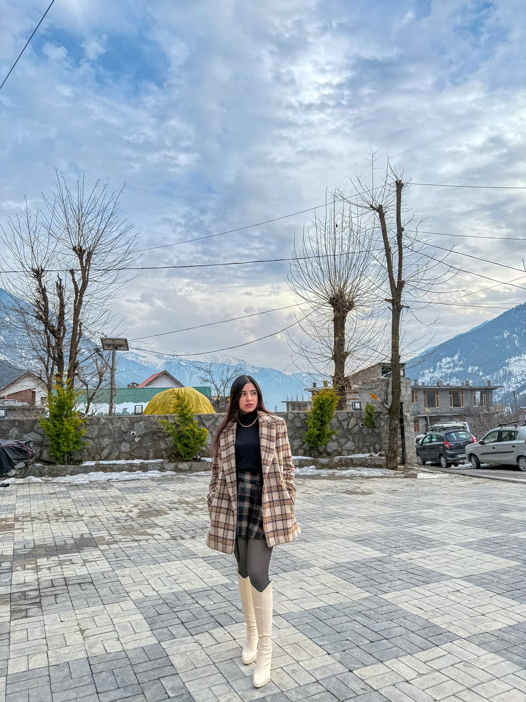 Customer photo review of Oslo Knee High Leather Boots