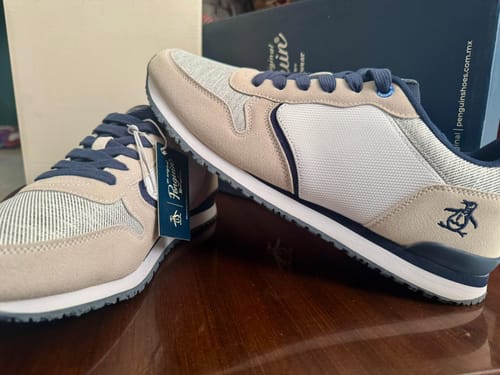 Customer photo review of Tenis Style Robert Blanco
