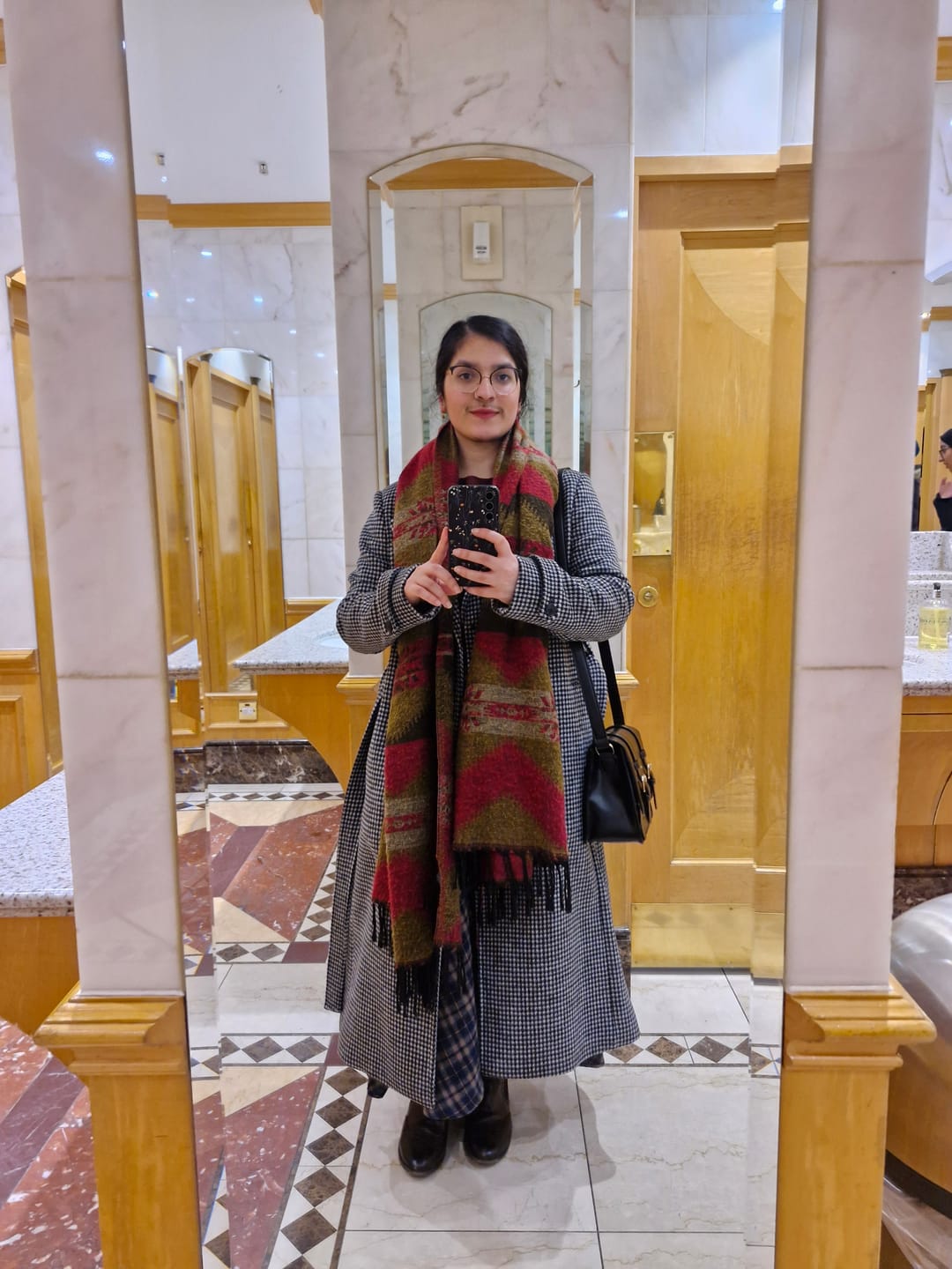 Customer photo review of Jane Messenger Bag