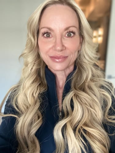Customer photo review of Sea Clearly® Hydrating SPF 35+ Growth Factor Clear Face Sunscreen Gel/Primer