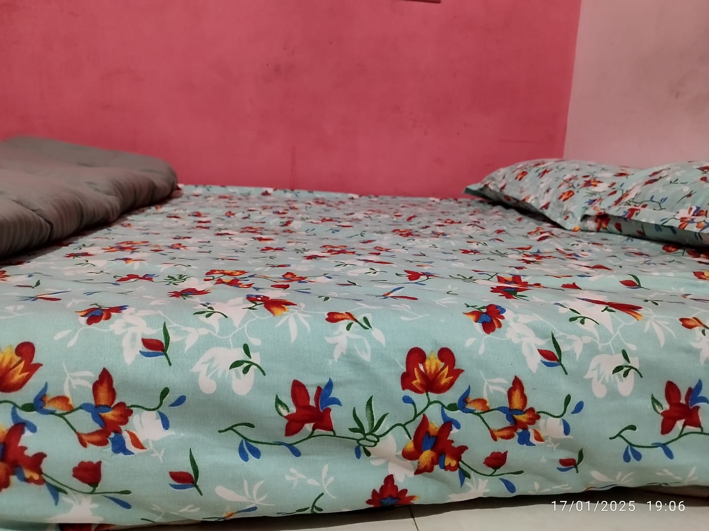 Customer photo review of Flo Super Soft Fitted Bedsheet
