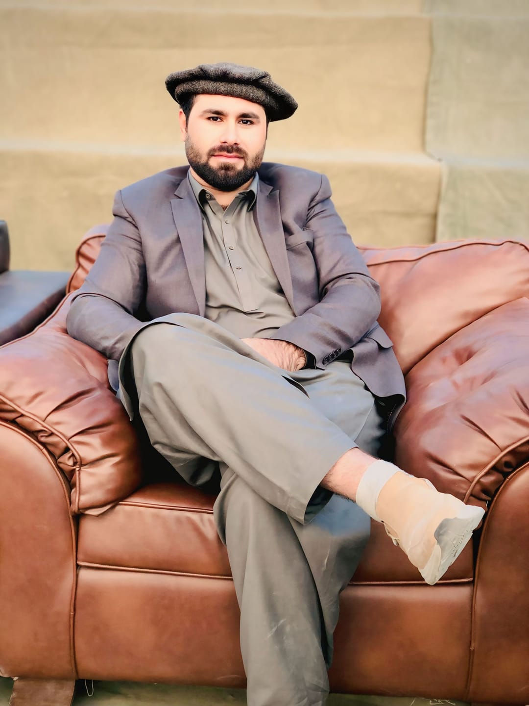 Customer photo review of Gents Imported Wash n Wear Fabric (TR SUITING 2 - royal Blue)