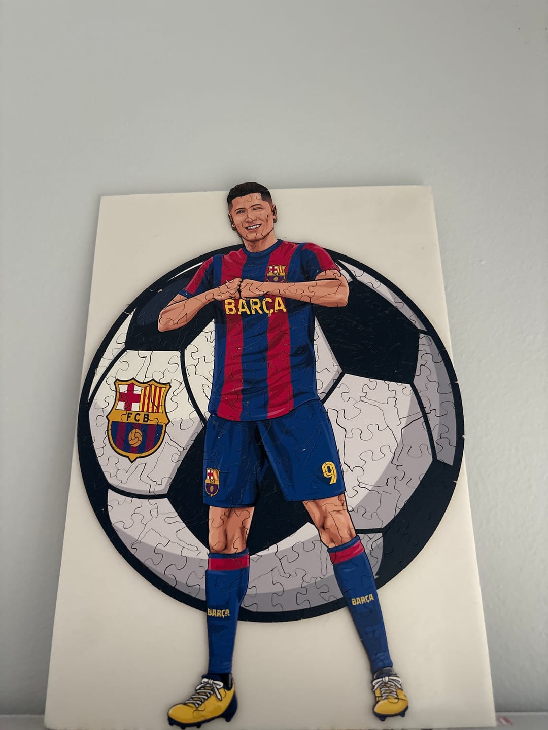 Customer photo review of Robert Lewandowski - Rompecabezas de Madera