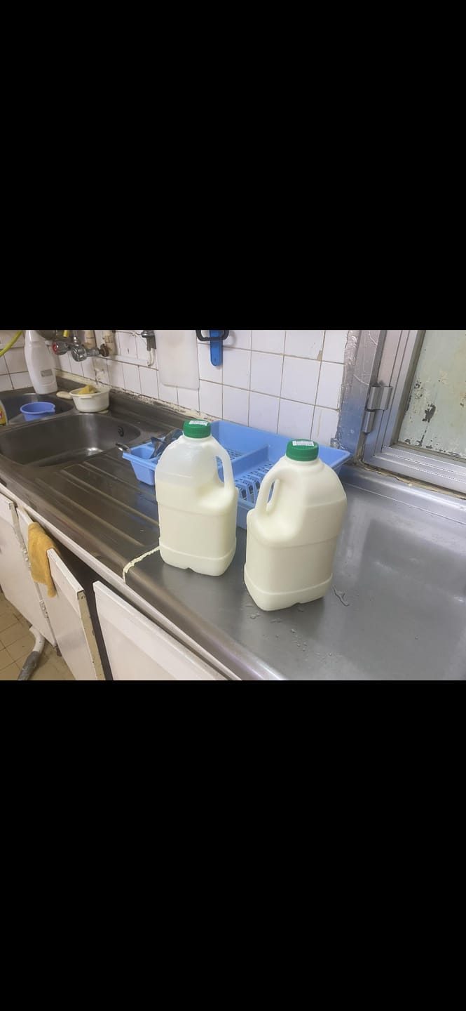 Customer photo review of Raw Cow Milk 2L