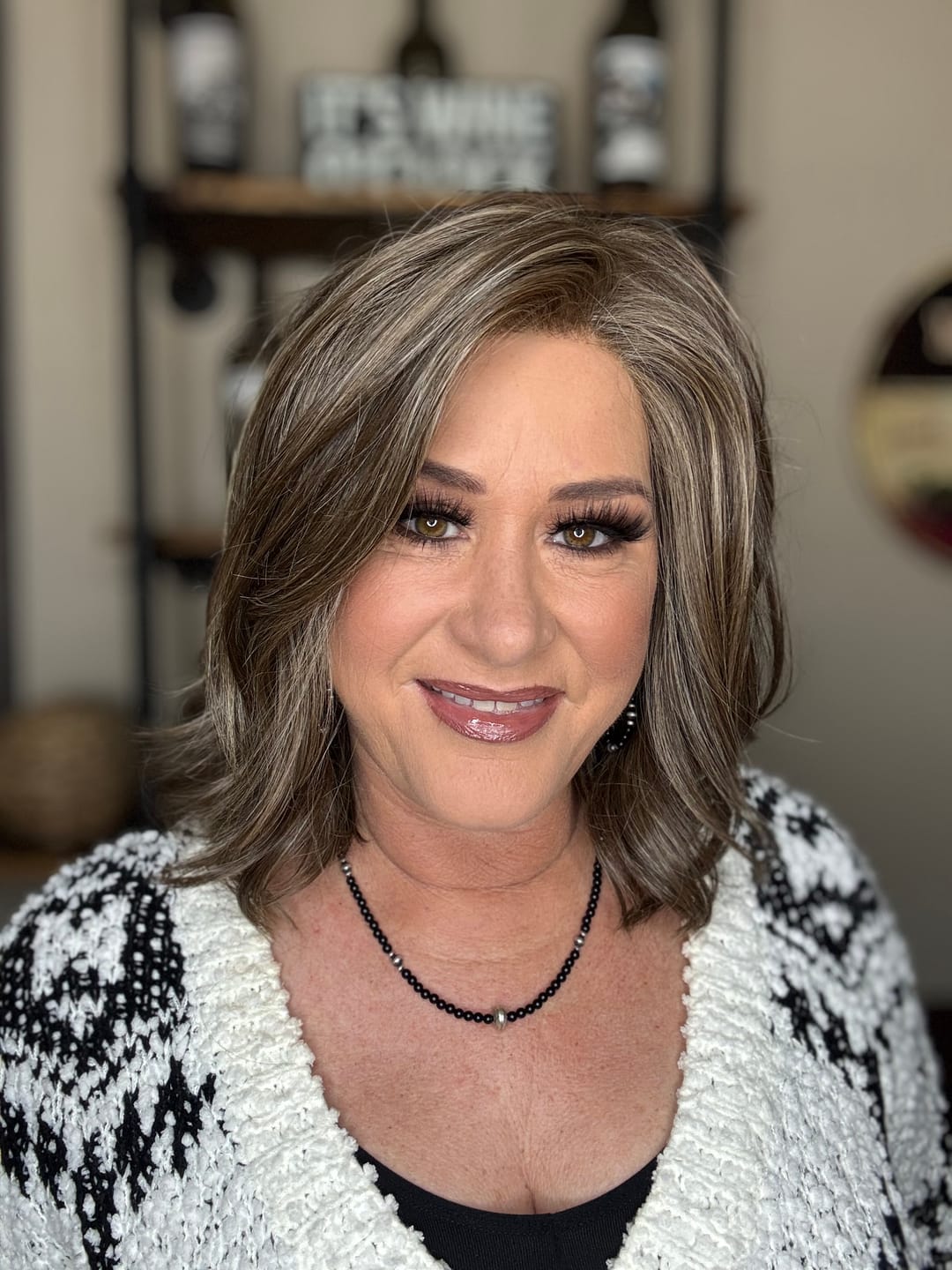 Customer photo review of MEDIA ALERT - Sandy Brown