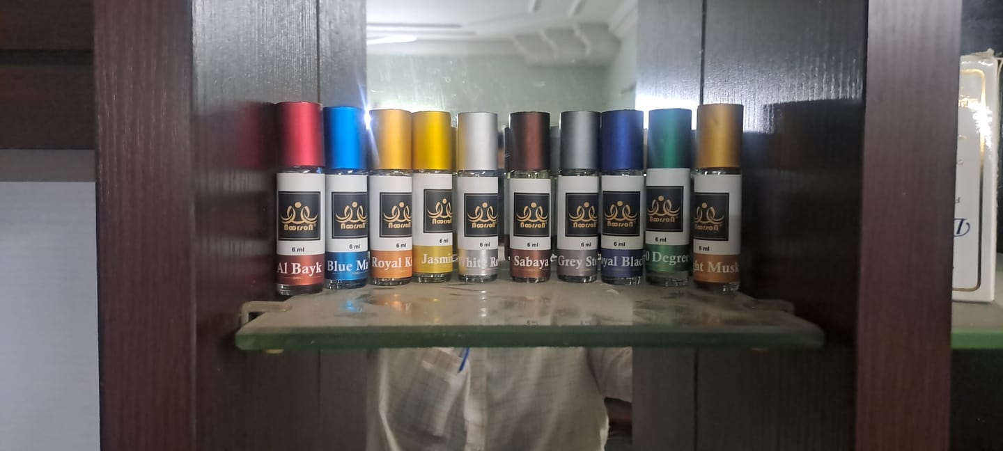 Customer photo review of Ibadat Combo (10 x 06Ml : Pack of 10)