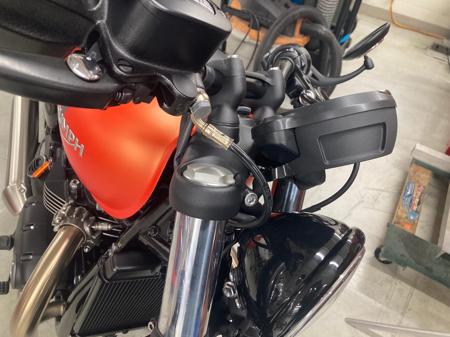 Customer photo review of Triumph Bobber Custom Gauge Cover- Brogue Moto
