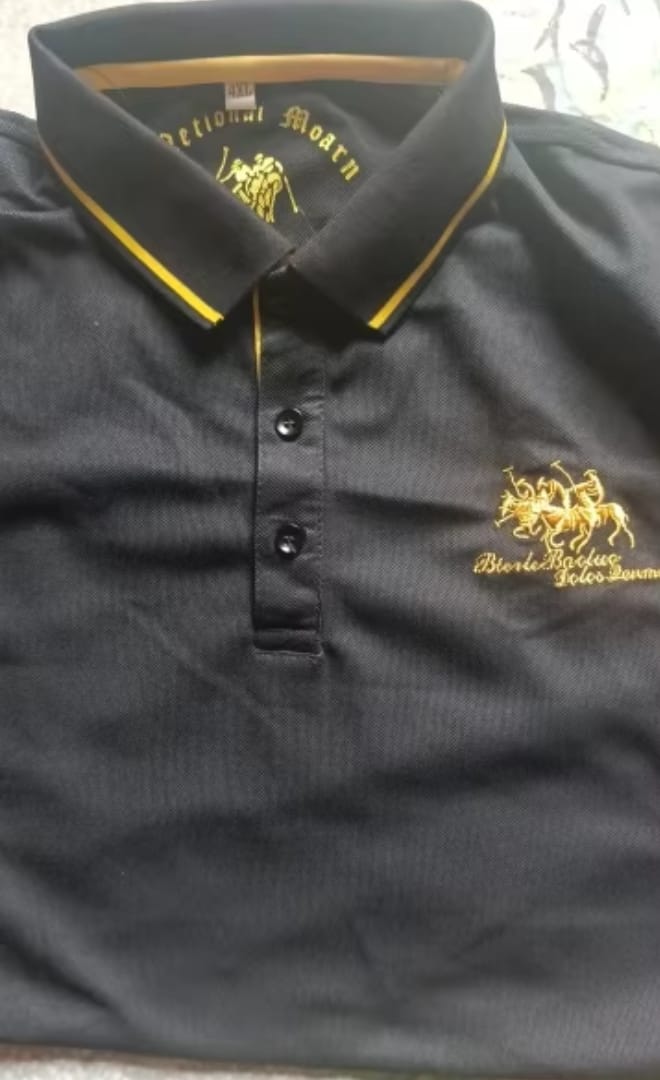 Customer photo review of Classic Herren Polo - Hamilton