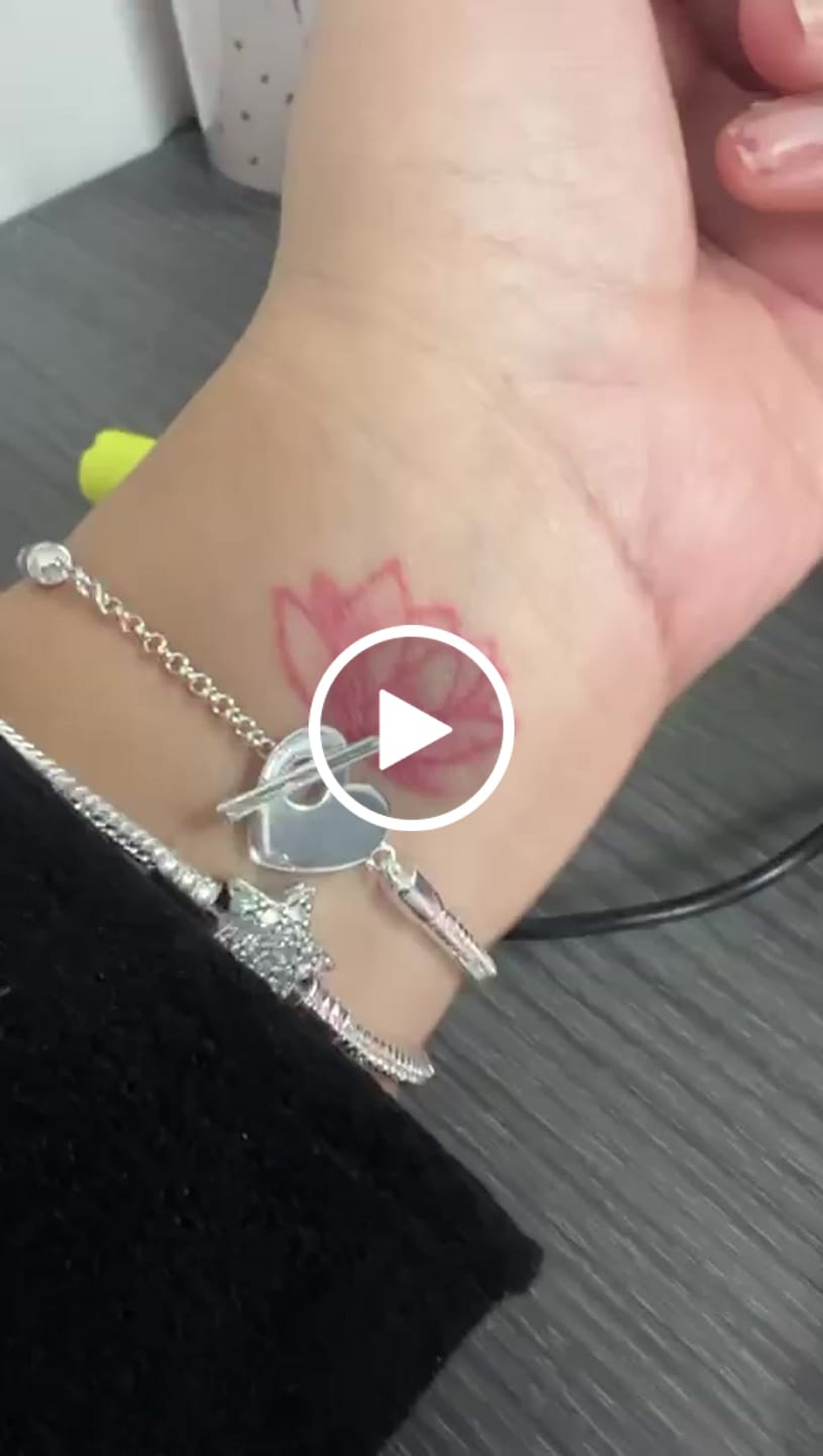 Customer video review of Pulsera Estrella Diamantada