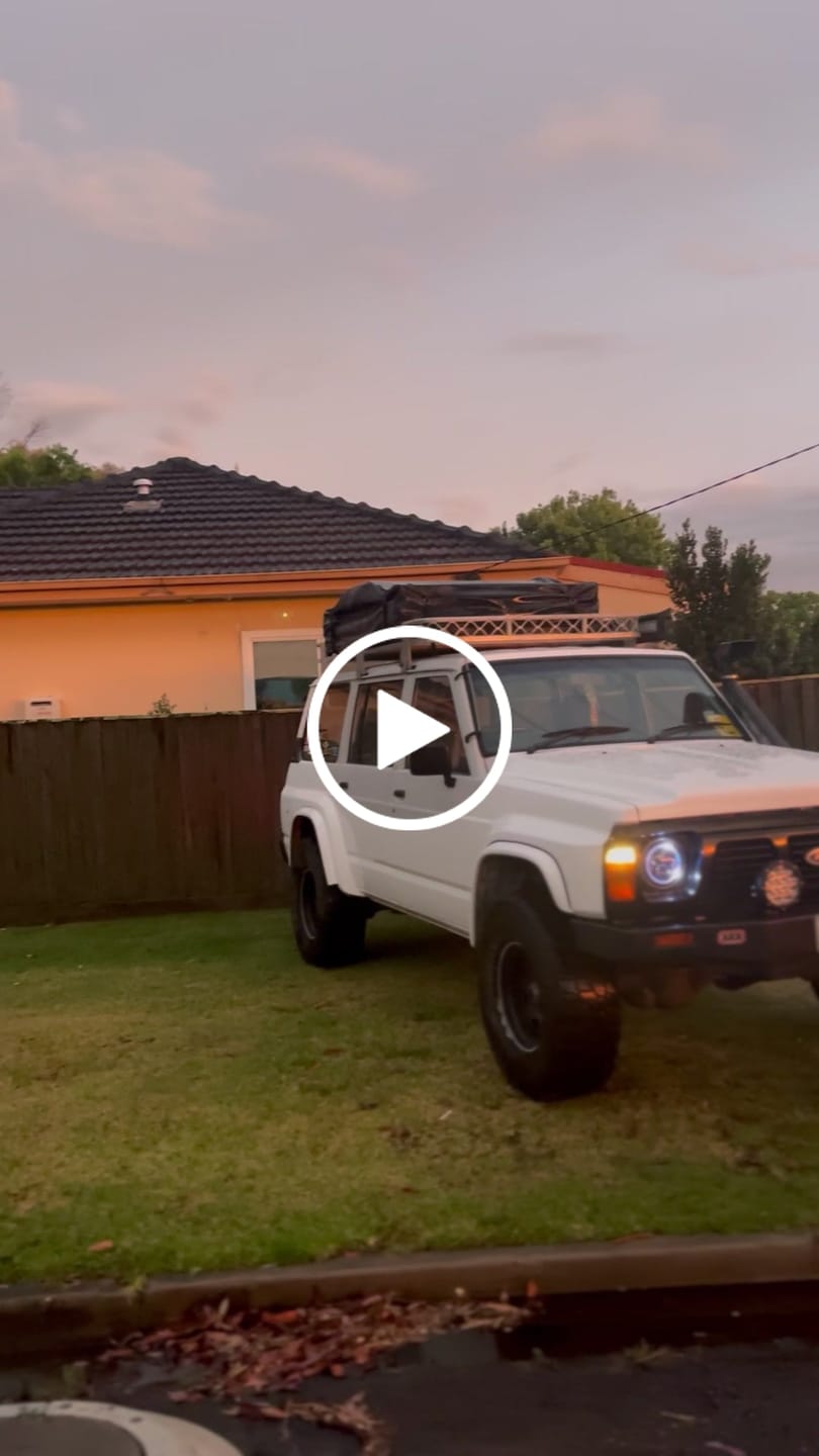 Customer video review of 7" 'Halo' LED Colour Chasing Headlights